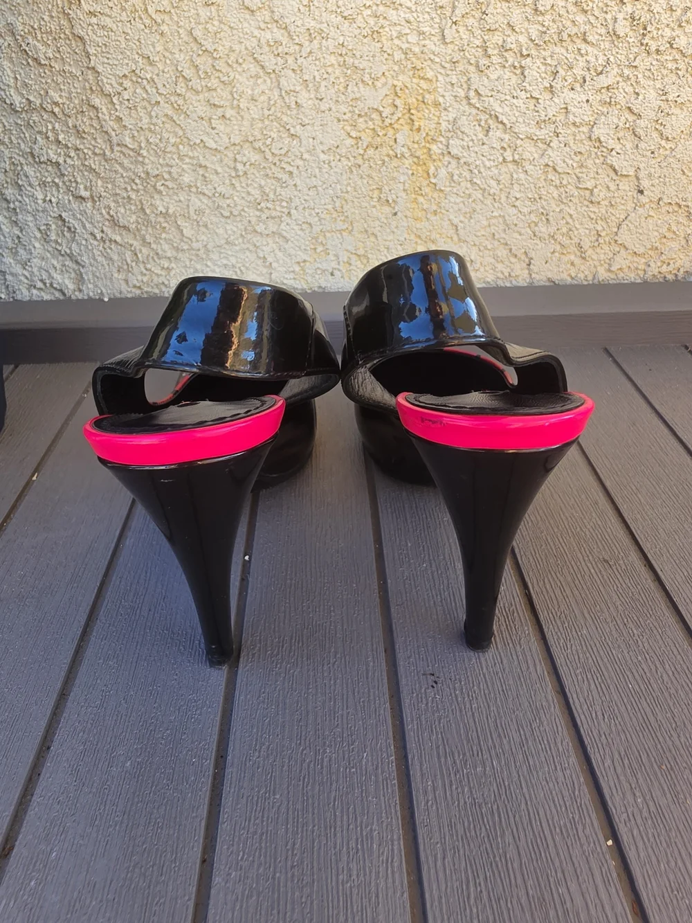 Authentic Louis Vuitton Black Graffiti Patent Leather Slingback Pumps Size 34.5